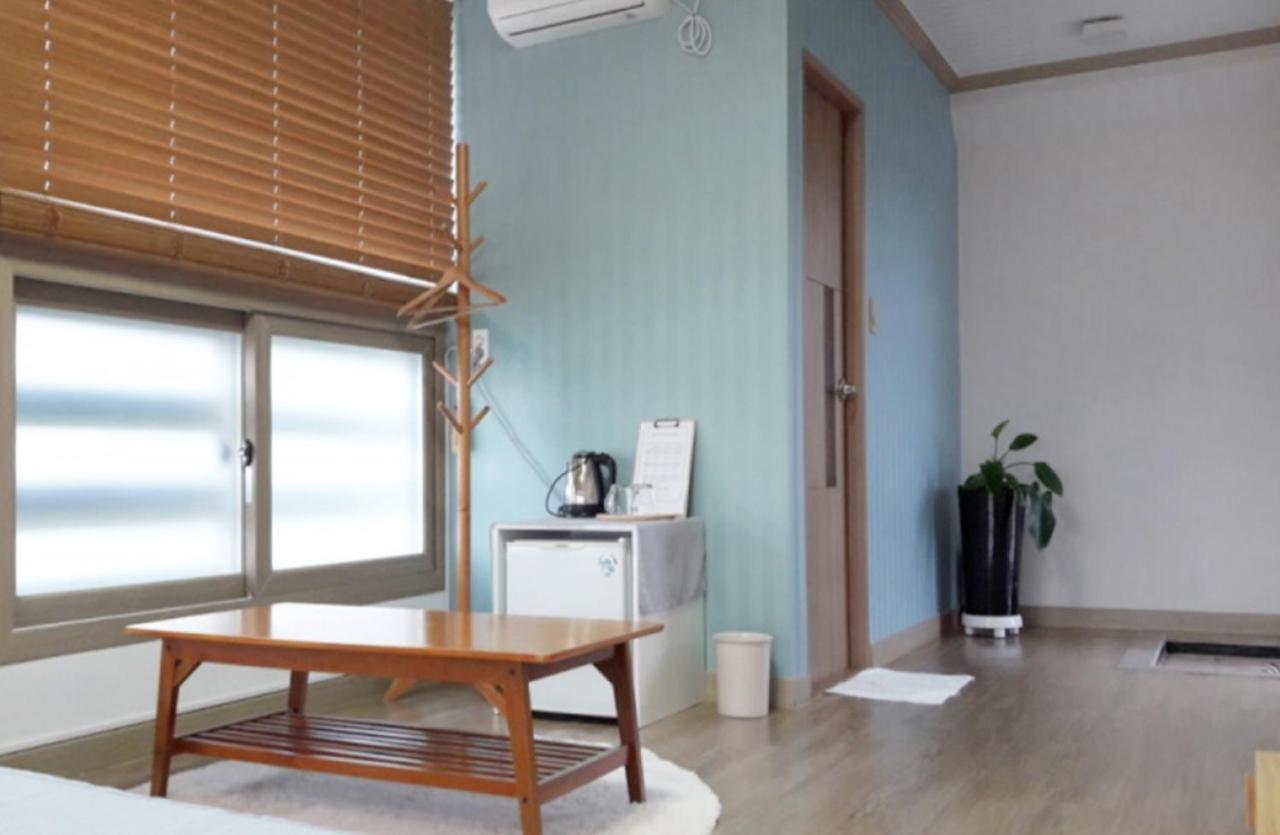 Moon Forest Guesthouse Jeju Dış mekan fotoğraf