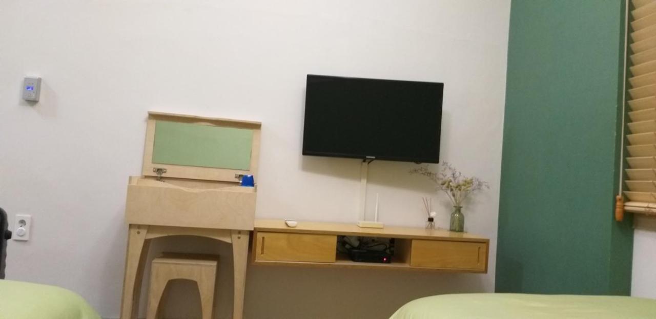 Moon Forest Guesthouse Jeju Dış mekan fotoğraf