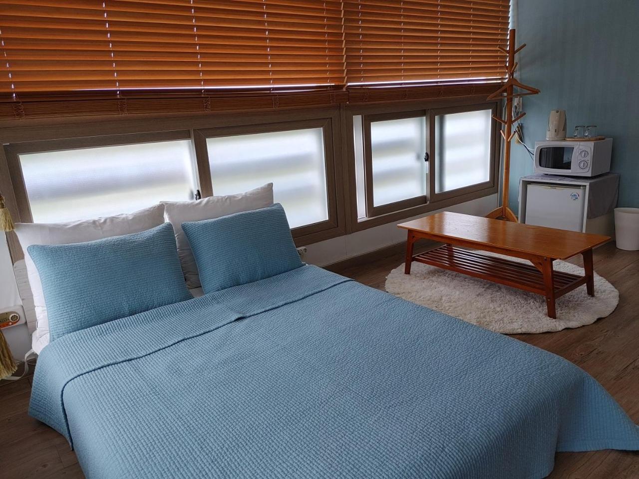Moon Forest Guesthouse Jeju Dış mekan fotoğraf